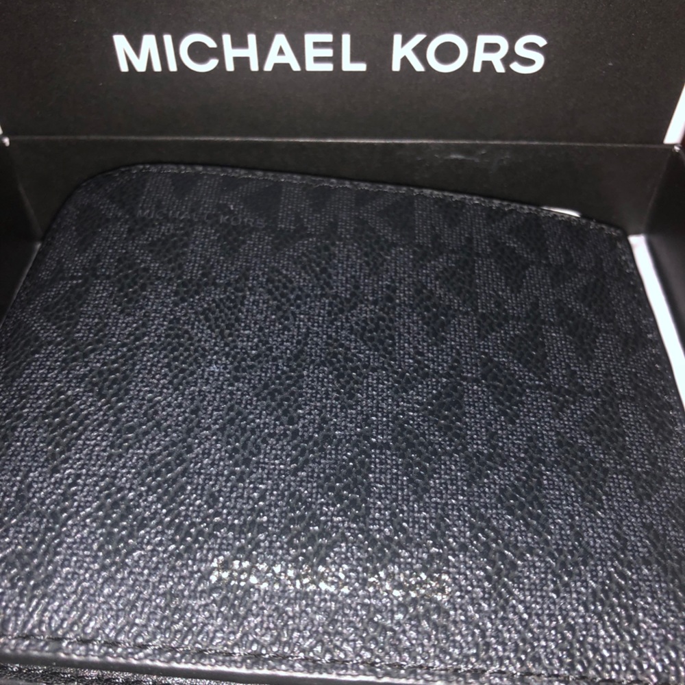 Men’s Monogram Michael Kors wallet